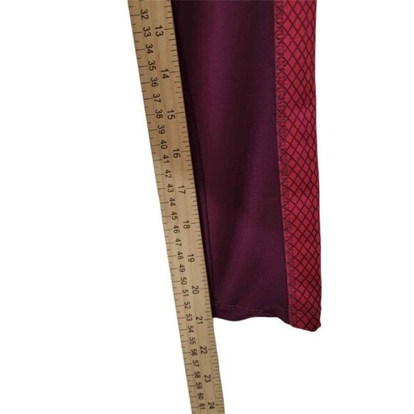 Puma Activewear Leggings Womens Size 7 Multicolor Stretch Material 21 Inseam - Picture 6 of 6